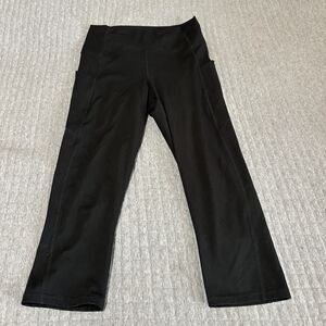 Fabletics PureLuxe Capri Leggings High Waist Black Pockets Women's M